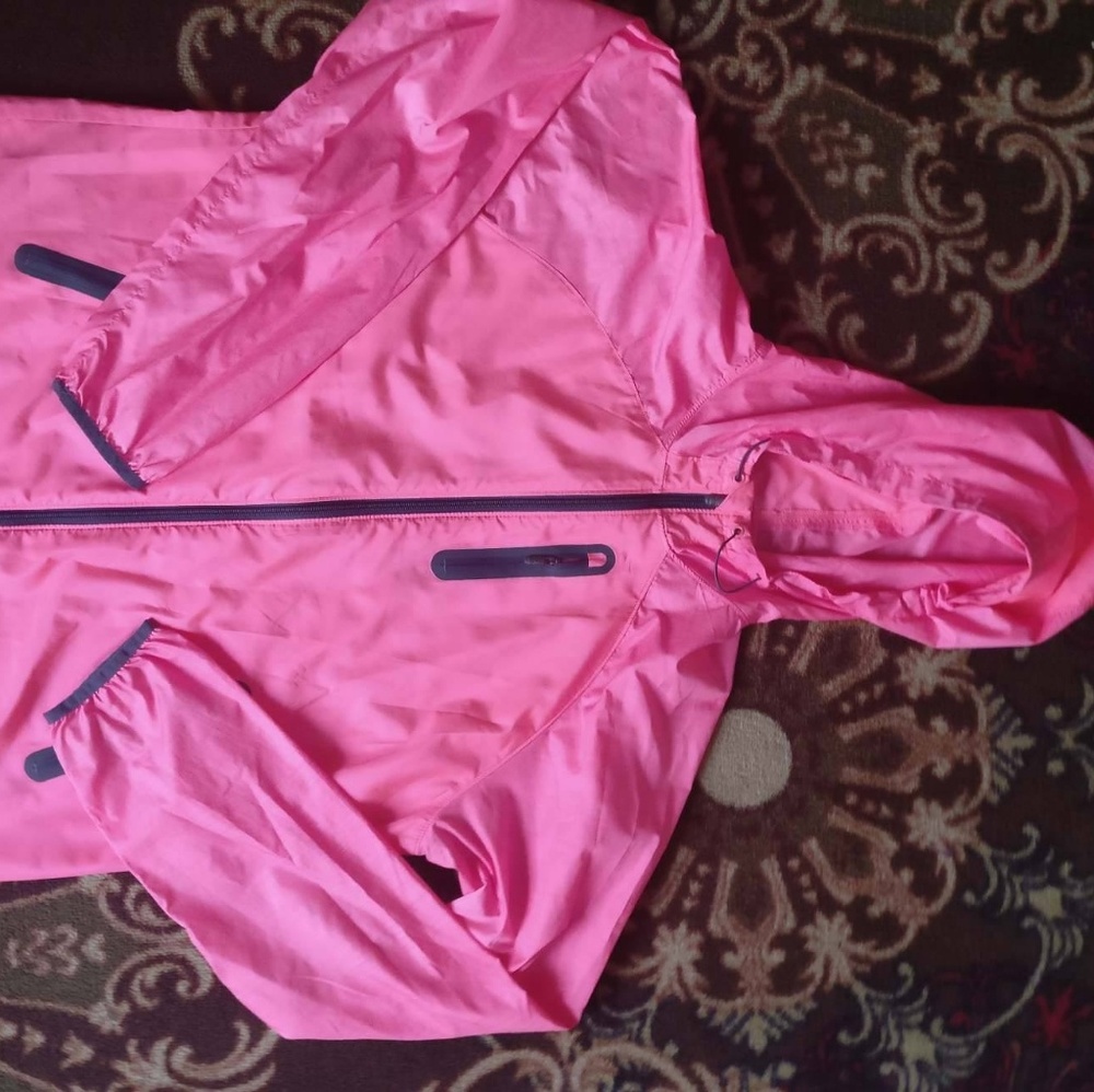 Women's Under Armour Rain Jacket XL